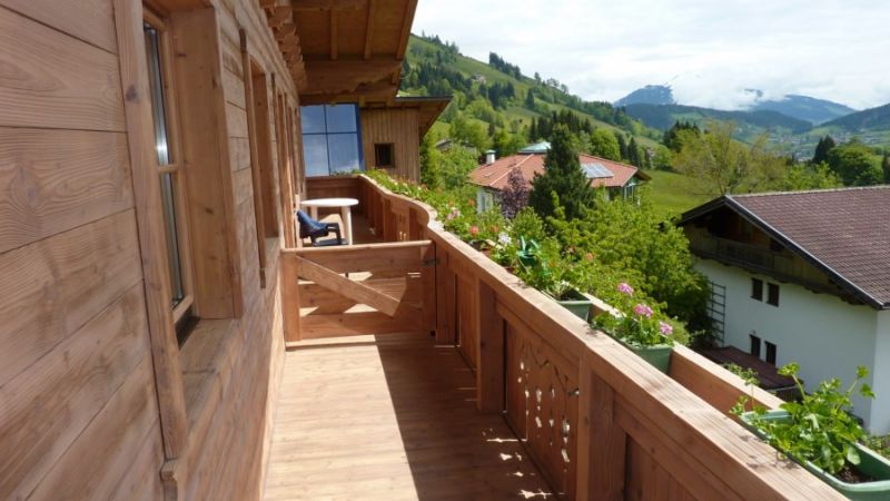 Apartment Tyrol balkony g